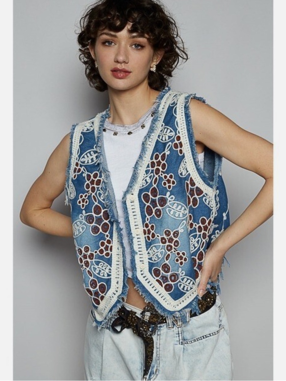 New: POL Blue Floral Embroidered Lace Denim Vest Sleeveless Boho Top: One Size